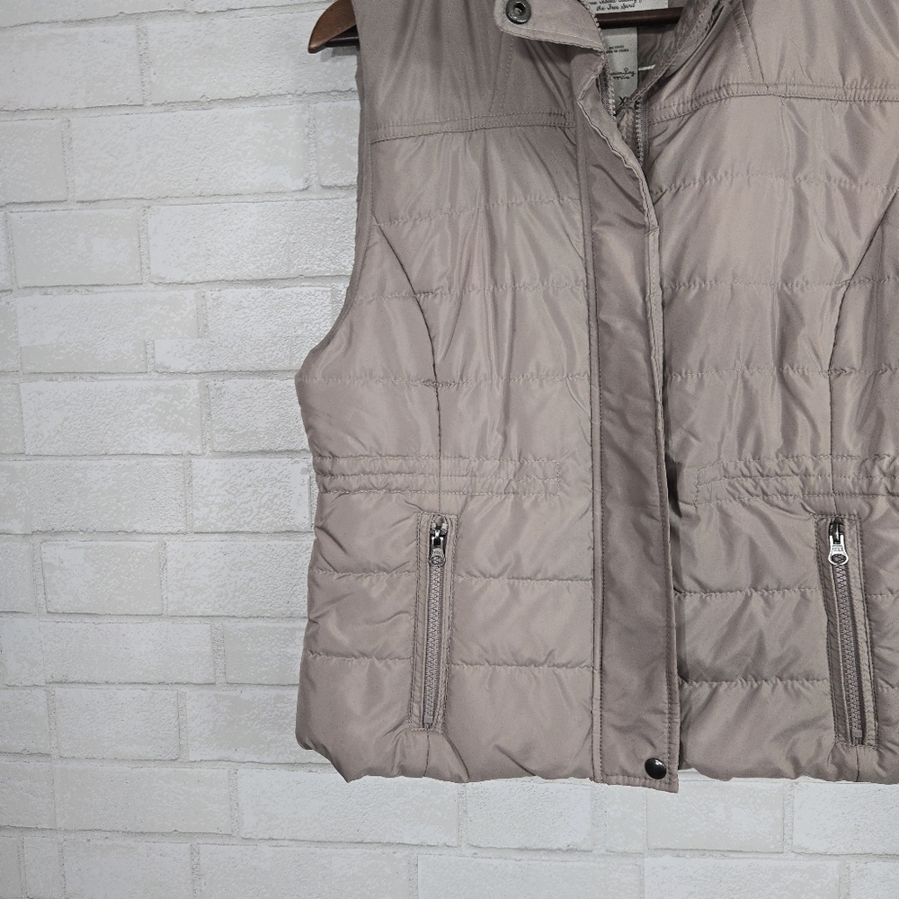 American Rag Vest - Picture 4 of 13